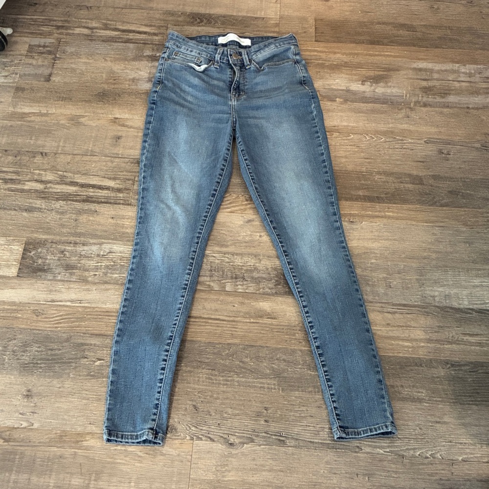 Signature Levi Strauss Mid Rise Skinny Jeans New Without Tags Sz 27